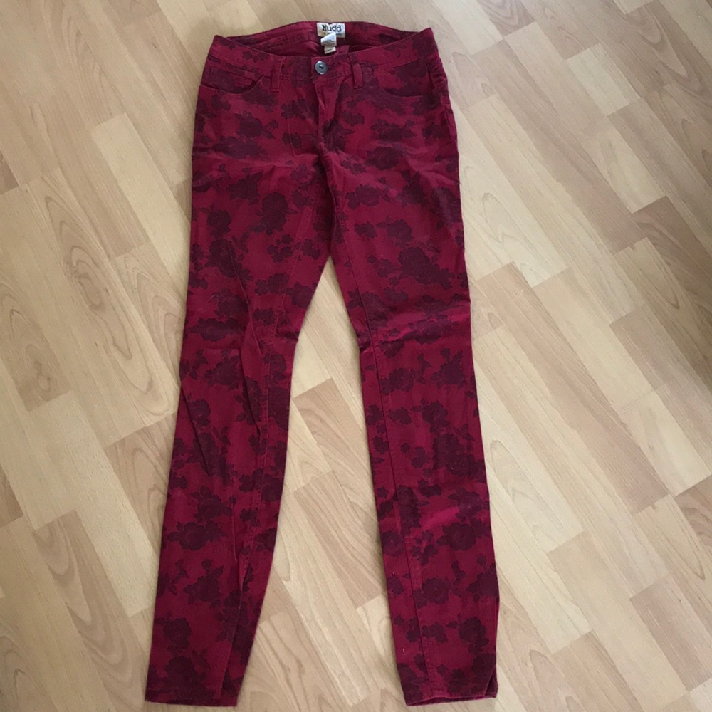 Red flower print skinny jeans